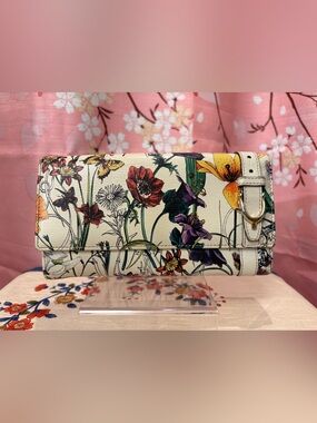 Gucci Flora Continental Leather Long Wallet Floral Lavender RARE with chain Auth